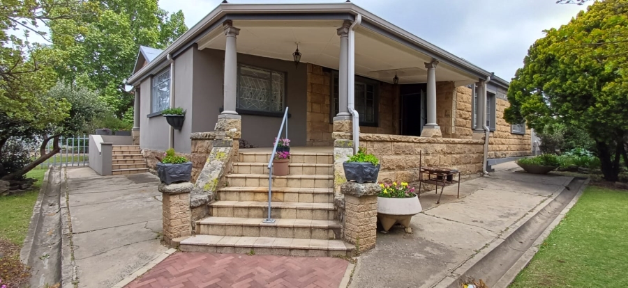 5 Bedroom Property for Sale in Eureka Free State